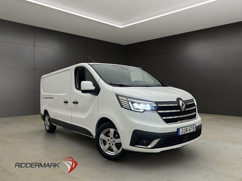 Renault trafic L2 Värmare Dragkrok LED B-Kamera CARPLAY Moms
