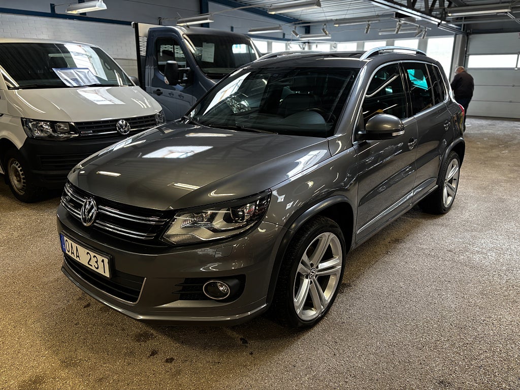 Volkswagen Tiguan 2.0 TDI BMT 4Motion R-Line Drag Värmare Panorama