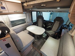 Husbil-integrerad Knaus L!ve I 700 MEG 4 av 17