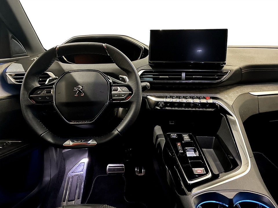 Bild på Peugeot 5008 GT 1.2 PT 130hk Aut 7-SITS B-KAMERA CARPLAY