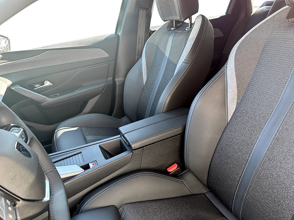 Bild på Peugeot 308 sw Allure Hybrid 145hk Aut B-KAMERA CARPLAY