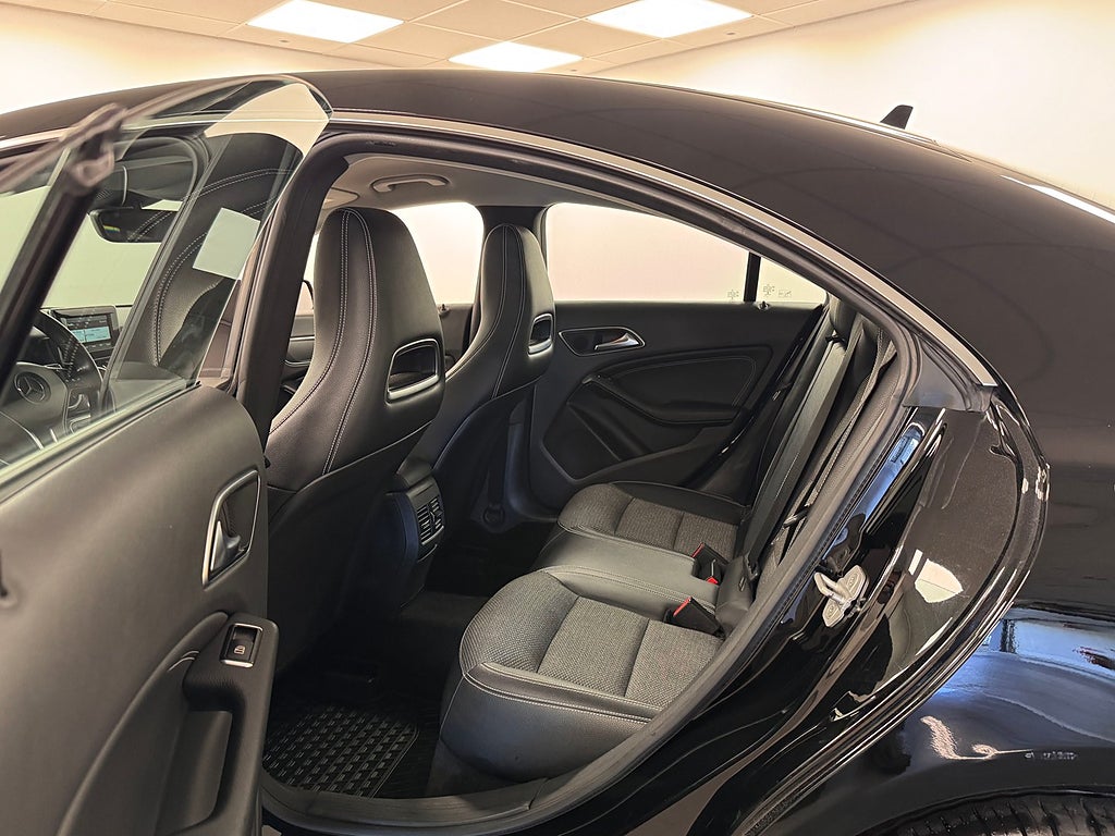Mercedes-Benz CLA200 2015 - miniatyr 12