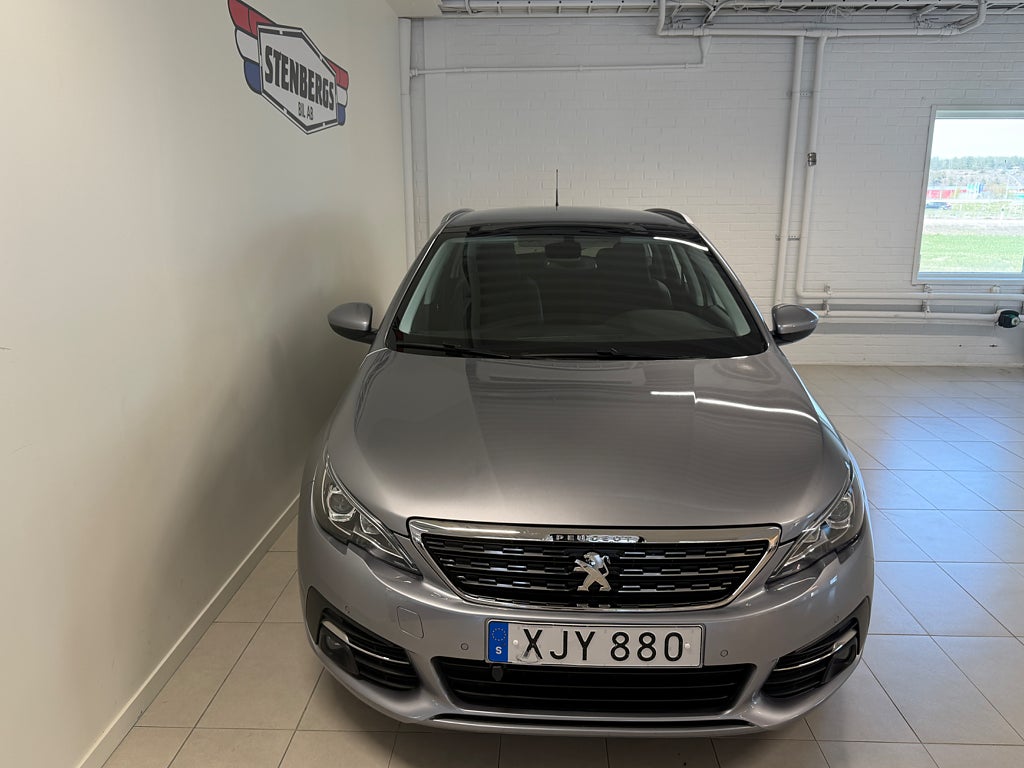 Peugeot 308 SW 1.2 PureTech 130 EAT Allure SoV Hjul thumbnail