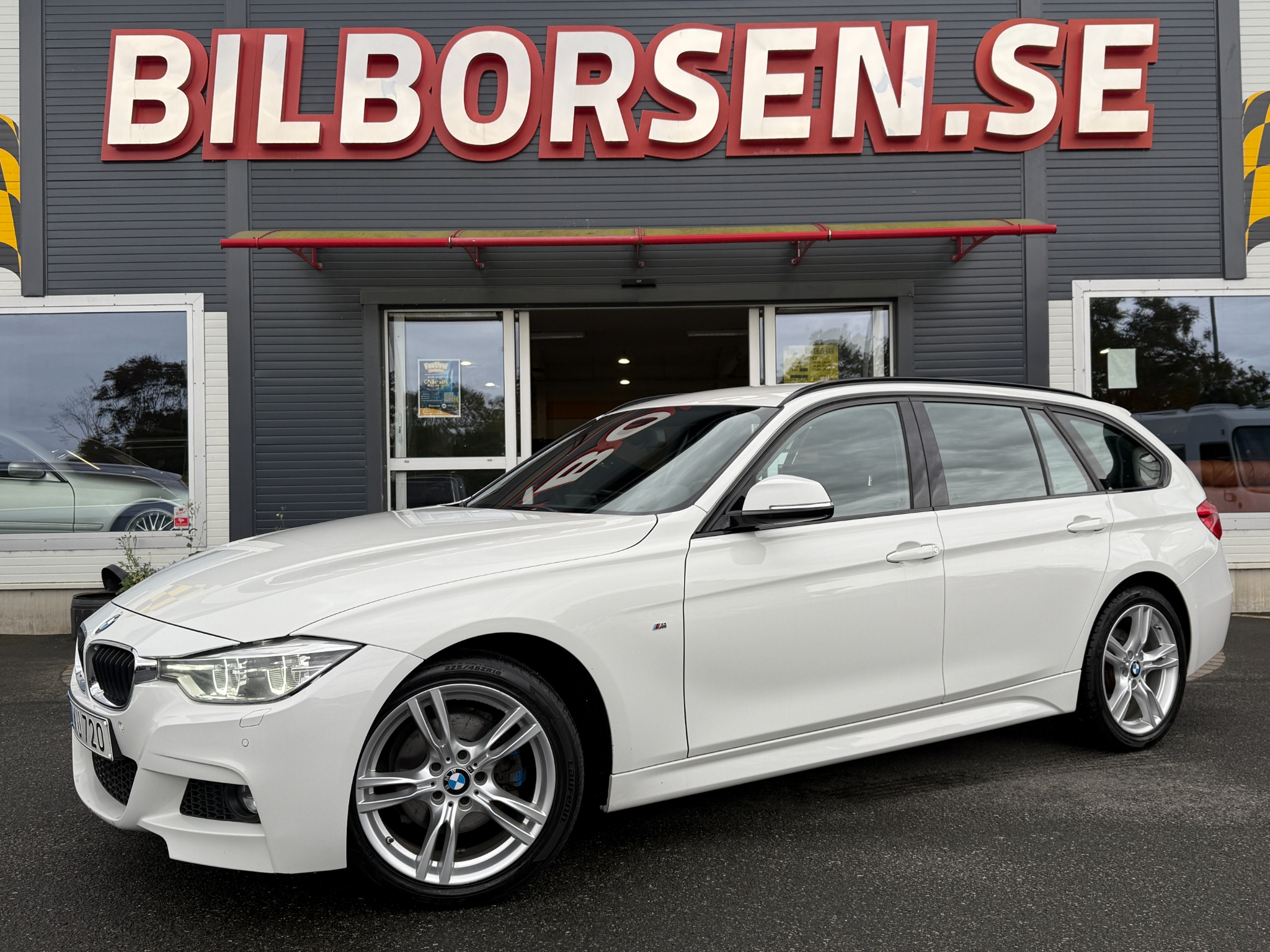 BMW 320 d xDrive Touring M-Sport Nav 2018, bild 4/10