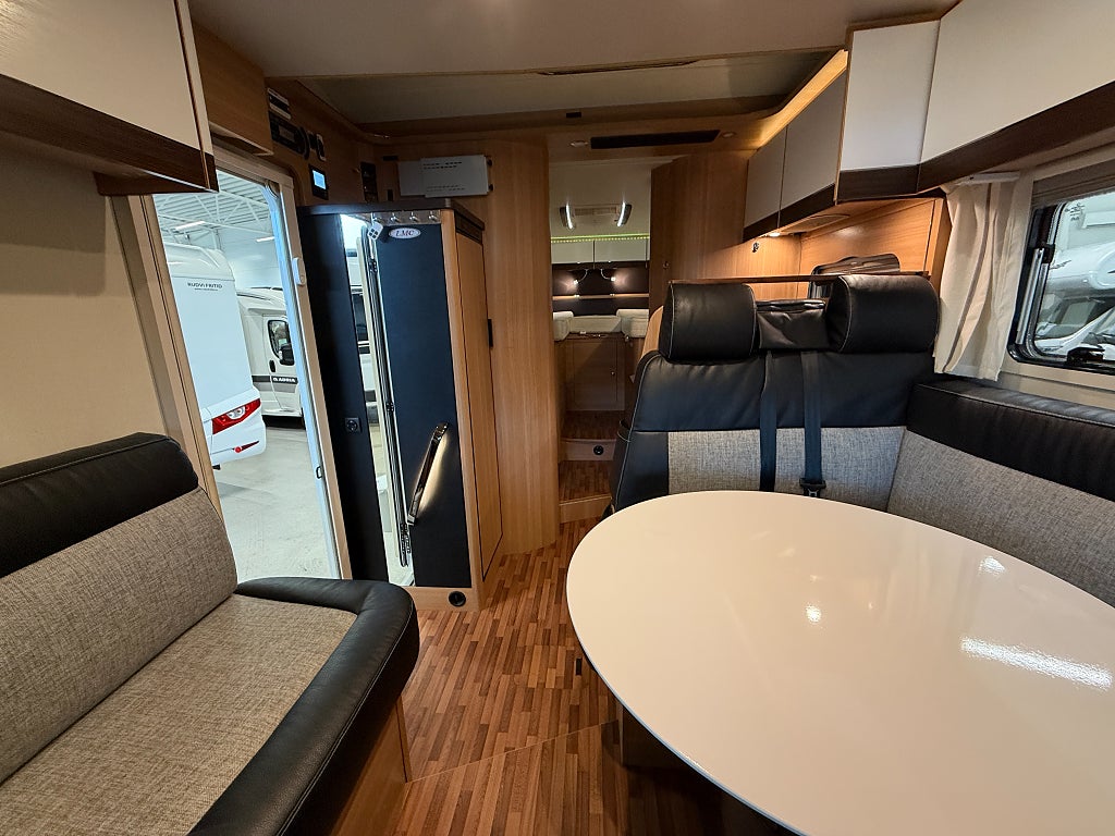 LMC Breezer H 737 G *Långbädd*Taksäng*Automat*AC