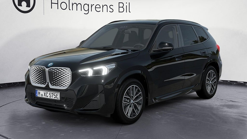 BMW iX1 xDrive30 M Sport Business Ed Drag HUD DA