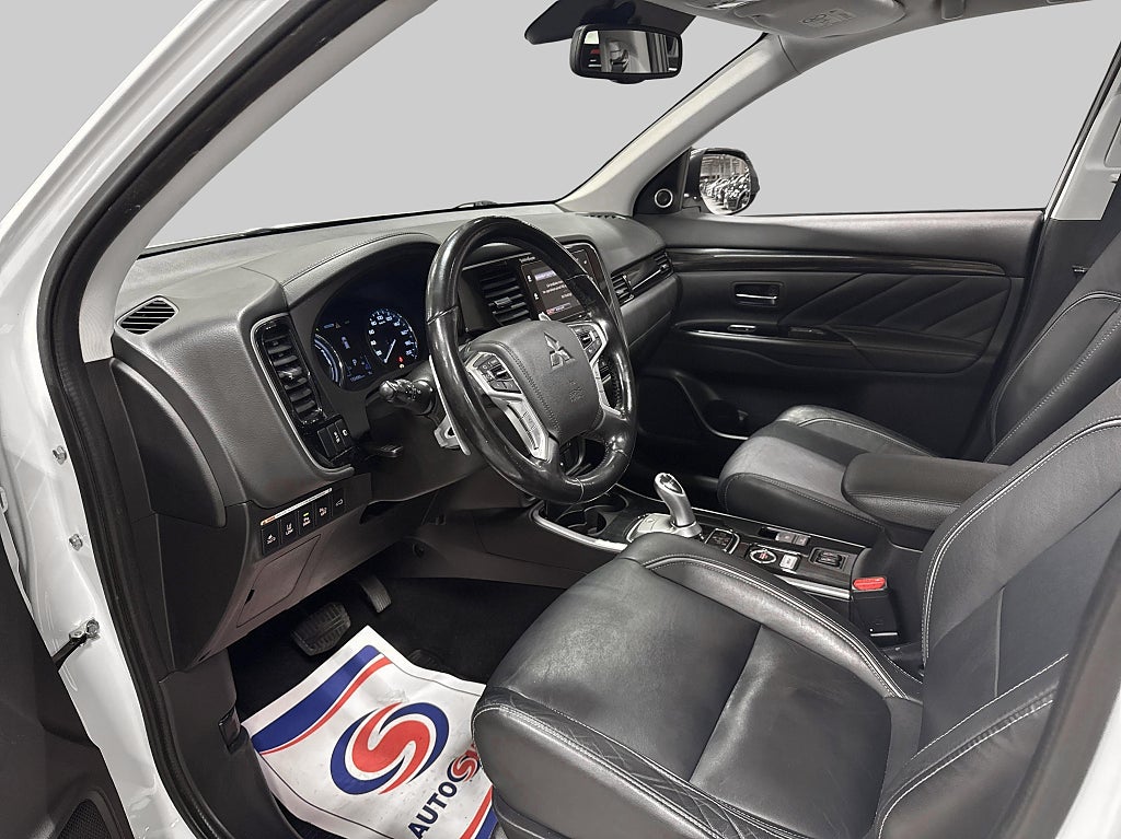 Mitsubishi Outlander PHEV 2,0 AWD 203hk Business CVT  – bild 8
