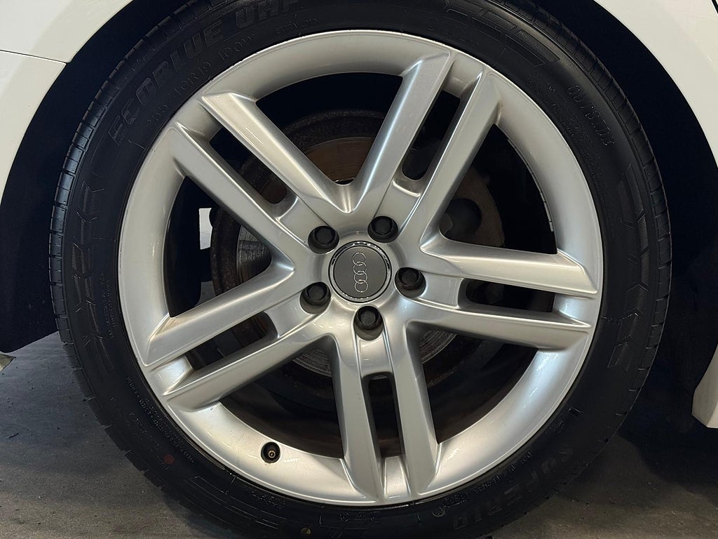 Audi A6 Avant 2.0 TDI 190hk Aut S-Line In/ut Värmare LED Drag