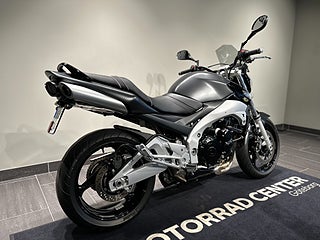 Suzuki GSR600 B-King / Premium sadel / Puig vindruta / Tail-tidy