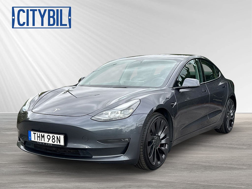 Tesla Model 3 Performance 534hk - 20" - Värmepump - 1 ägare - Moms