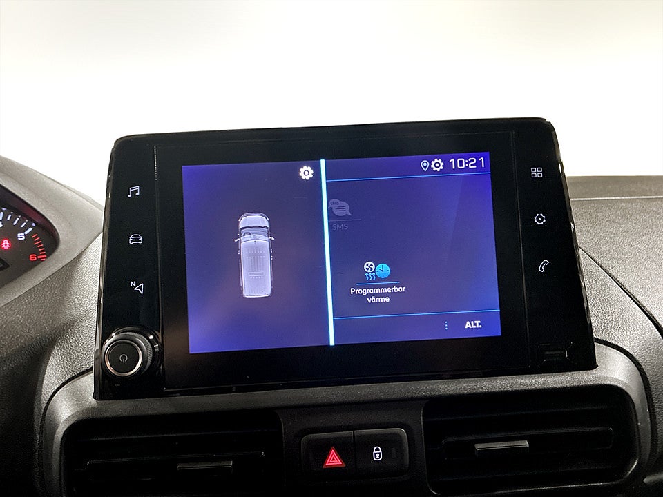 Bild på Peugeot Partner PRO+ L2 BlueHDi 100hk S&S Webastu Drag 
