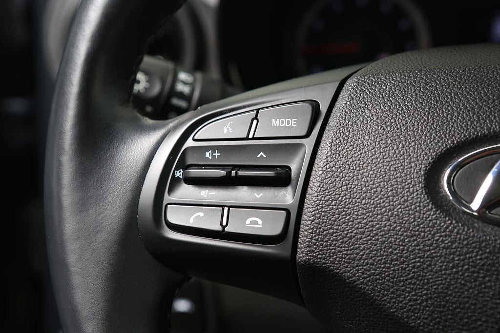 Hyundai i10 1,0 blue 67hk Advanced P-sensor Kamera CarPlay 2022