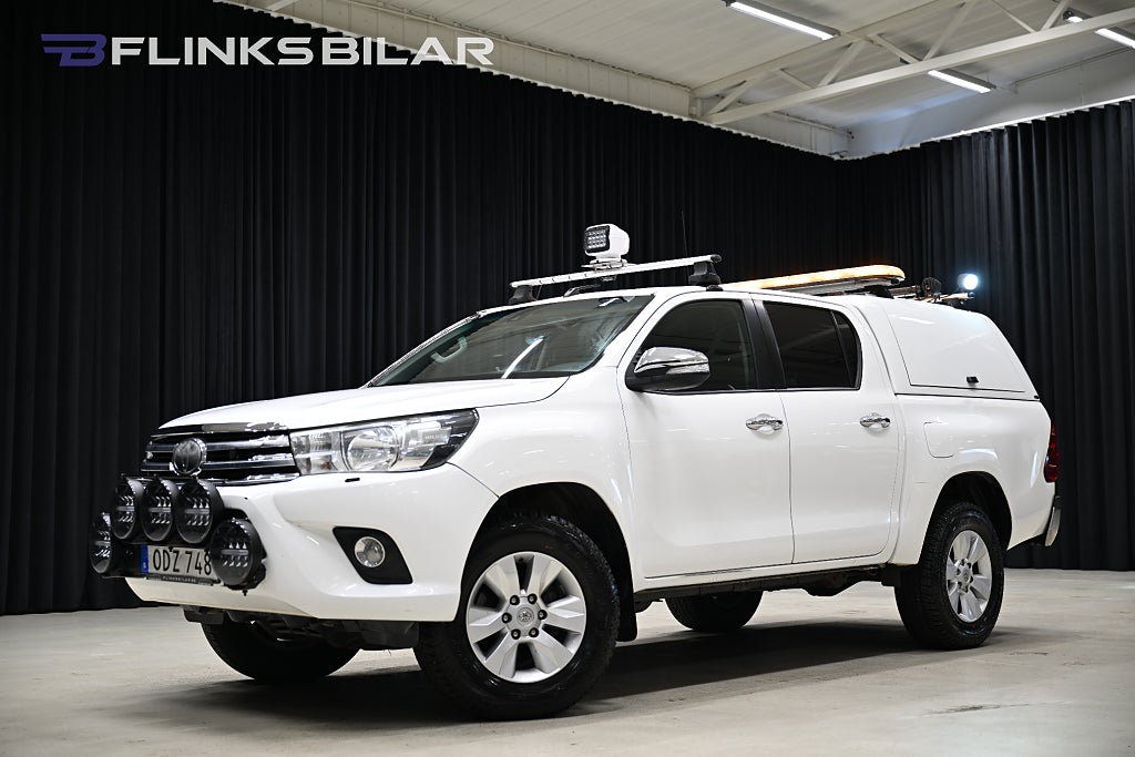 Toyota Hilux AWD 150HK Automat|Kåpa|Drag|Webasto|M/K-Värmare|Leasbar