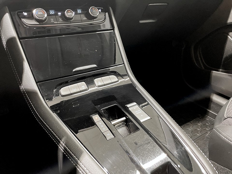 Bild på Opel Grandland GS 1.2 PT 130hk Aut - B-KAMEA, CARPLAY