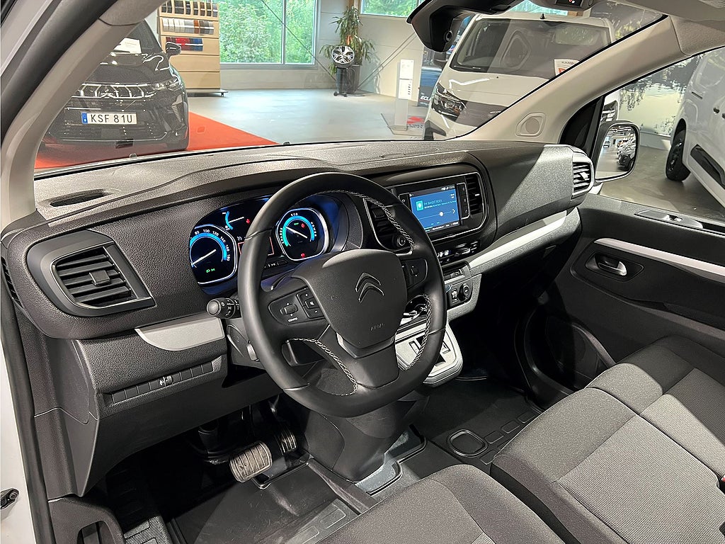 Bild på Citroën e-Jumpy Business Premium 75kWh 136hk Aut L2 - KEYLESS,NAV,DRAG