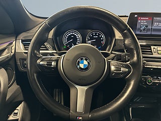 BMW X1 xDrive25e Aut Drag Kamera Farthållare HuD Pano S&V-hjul – bild 9