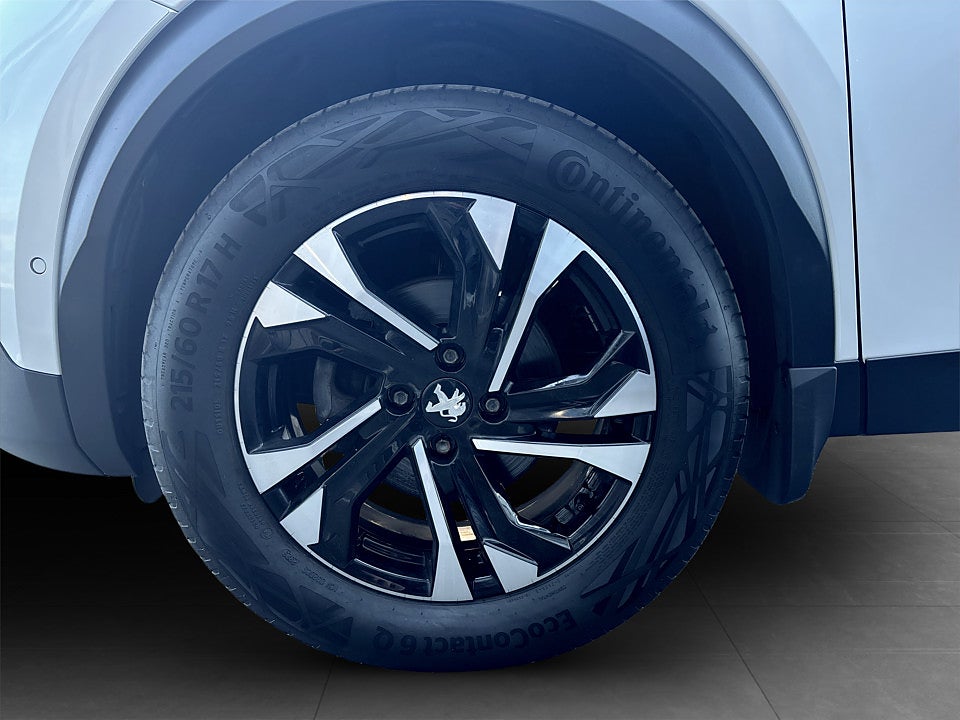 Bild på Peugeot 2008 GT 1.2 PT 130hk Aut B-KAMERA CARPLAY