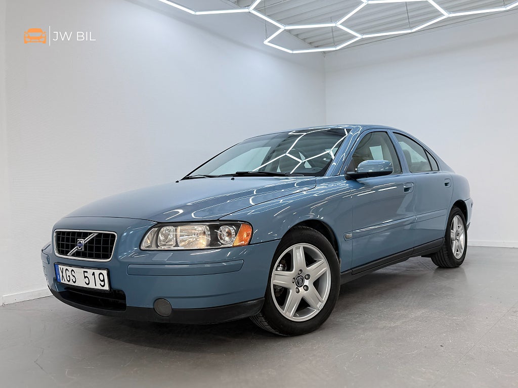 Volvo S60 D5 Kinetic Dragkrok Automat Kamrem bytt Lågmil 1-Ägare