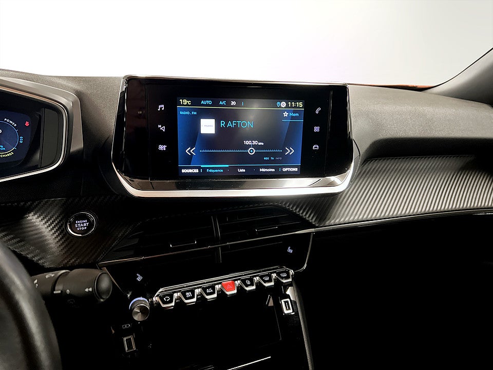 Bild på Peugeot E-2008 Allure Pack 50kWh 136hk Aut CARPLAY BACKSENSORER
