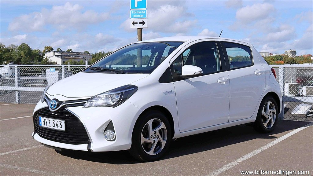 Toyota Yaris 1.5 HSD 5dr 75hk Active S/V-hjul Backkamera