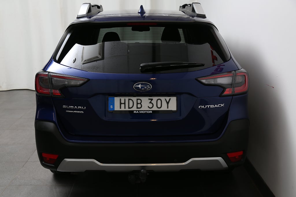 Subaru Outback 2,5i XFuel Touring AWD Skinn I Taklucka I H/K I Drag 2022