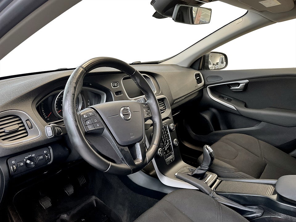 Bild på Volvo V40 Cross Country Business T3 152hk BACKSENSORER BLUETOOTH