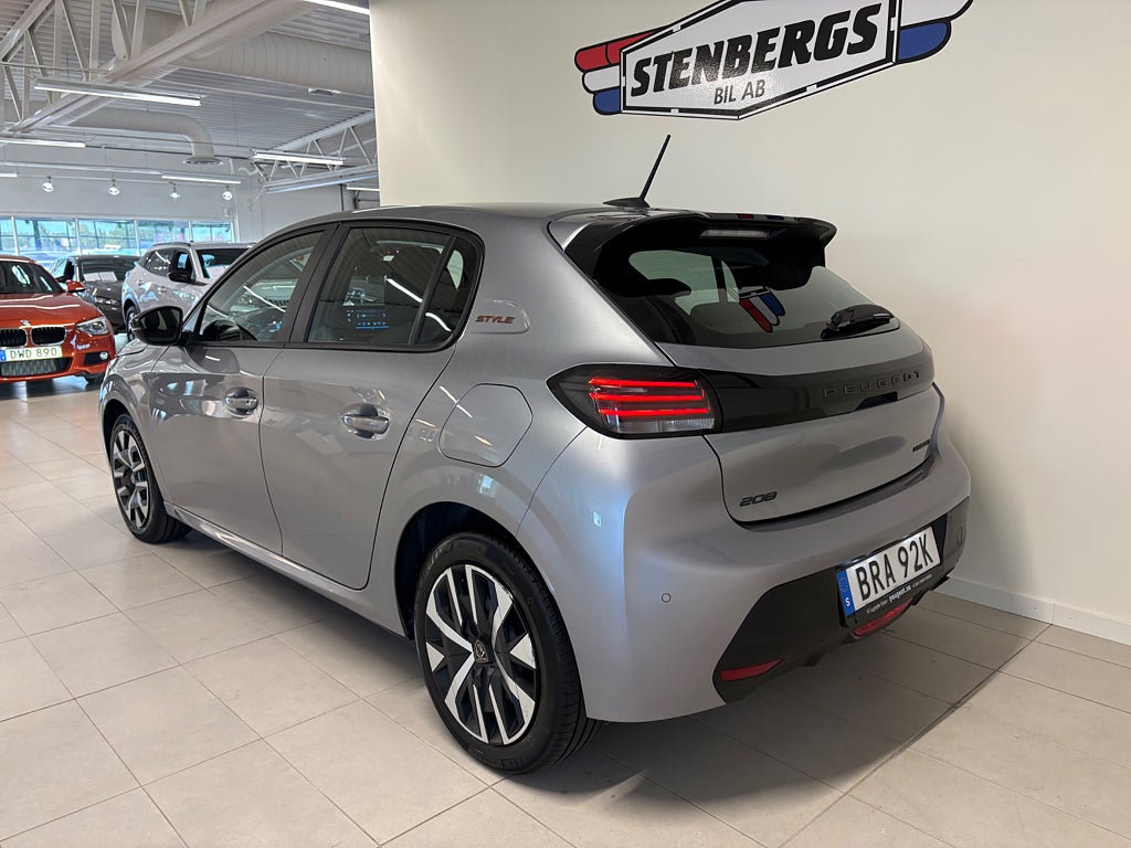 Peugeot 208 HYBRID 100 e-DSC Euro 6 S+V Hjul thumbnail