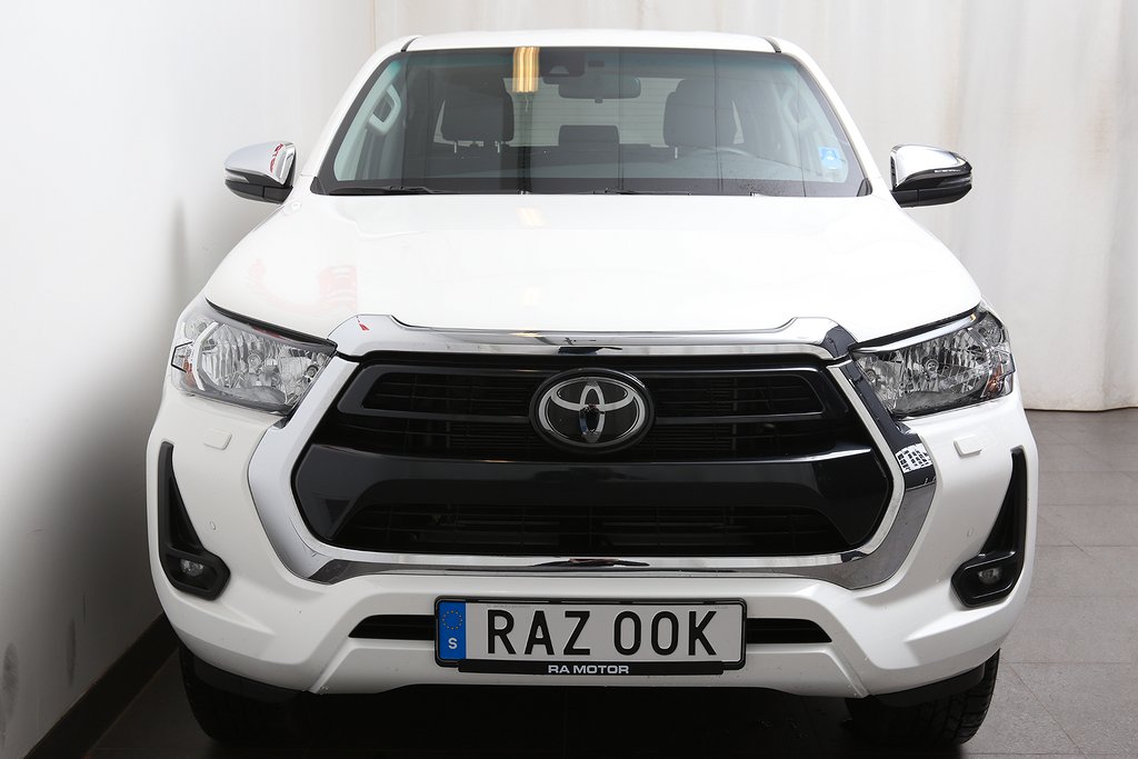 Toyota Hilux Dubbelhytt 2,8 Hero 4WD Aut D-Värmare Appstyrd 2024