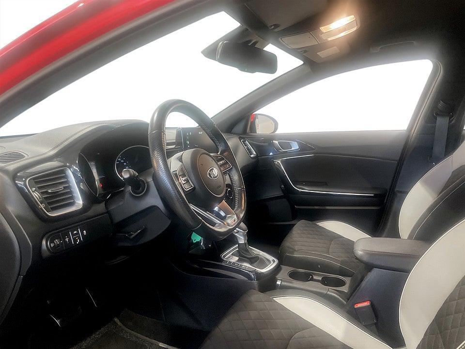 Bild på Kia Ceed GT-Line SW 1.4 T-GDI 140hk Aut B-KAMERA RATTVÄRME