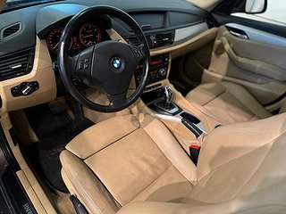 BMW X1 xDrive18d Steptronic Pano Skinn Kamkedja S/V-hjul