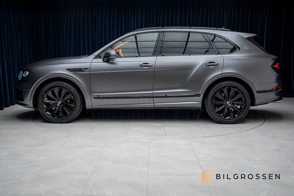 Bentley Bentayga 4.0 V8 First Edition Mulliner Blackline Hermes Orange
