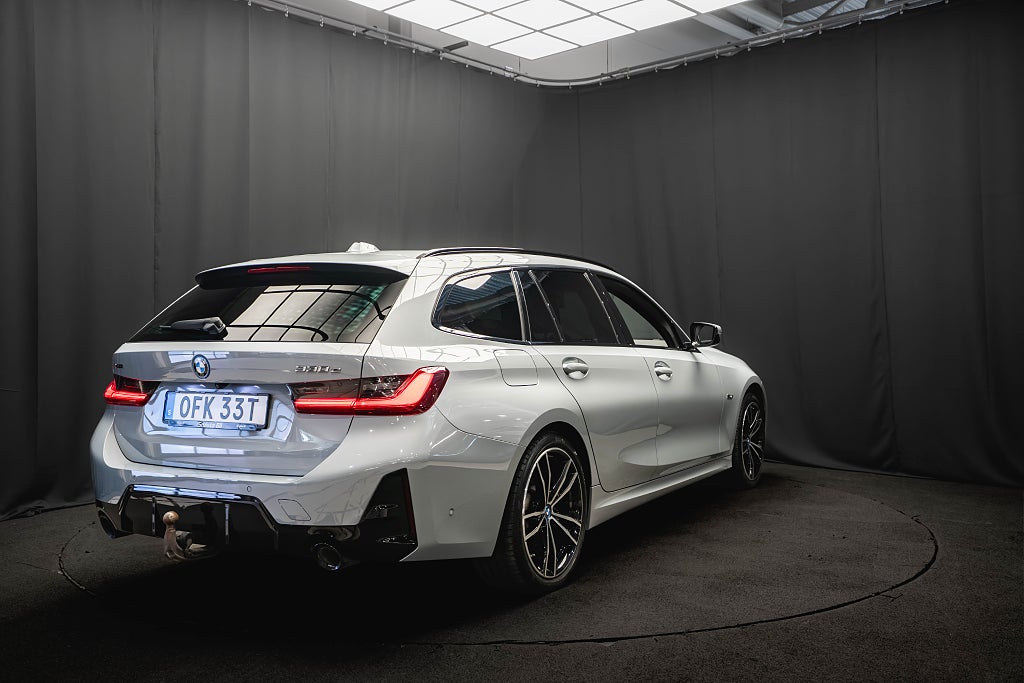 BMW 330e xDrive M Sport CARBON DRAG KAMERA ADAPTIV-FART MOMS