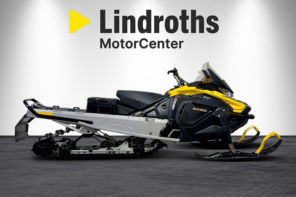 Ski-Doo Skandic Sport 600 EFI 