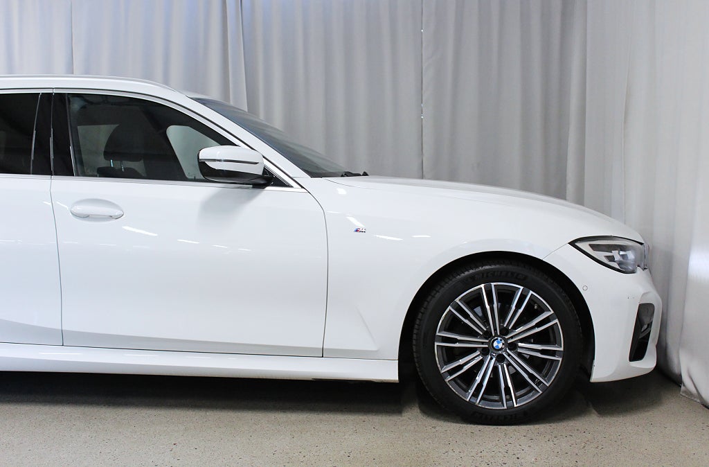 BMW 320D xDrive 190hk, M Sport, Drag, Värmare, S&V-hjul, Skinn