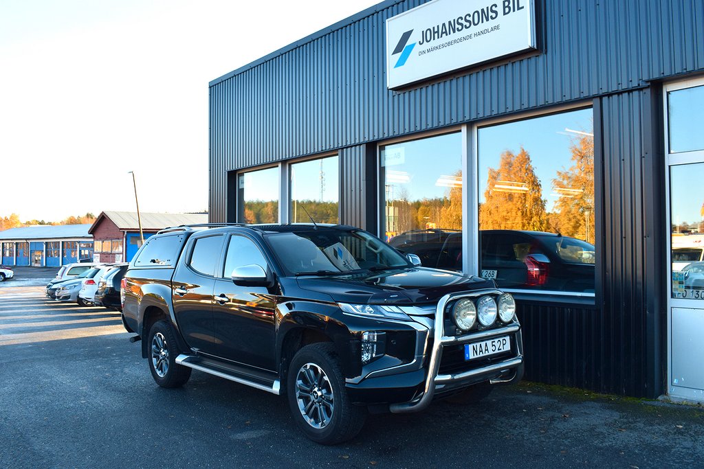 Mitsubishi L200 Dubbelhytt 2.2 4WD *MOMS* 360°kamera Värmare