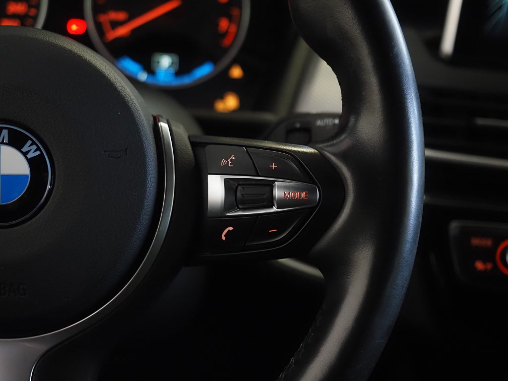 BMW 225xe Active Tourer Plug-in M Sport Navi Kamera HUD Läder