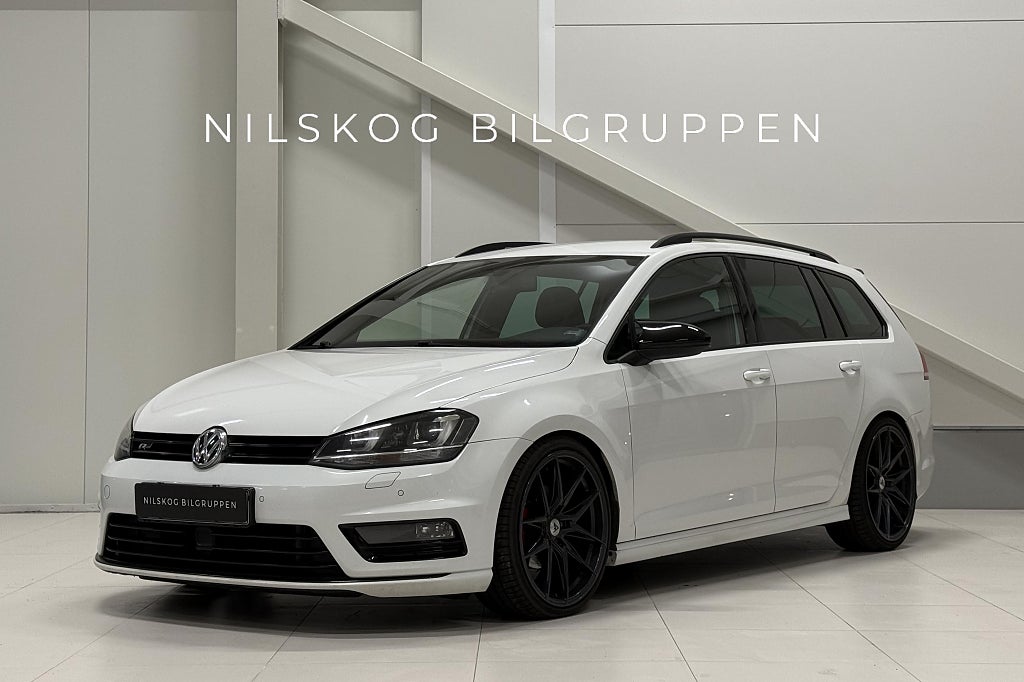 Volkswagen Golf Sportscombi 2.0 TDI DSG | R-line | 19” | Värmare | Drag