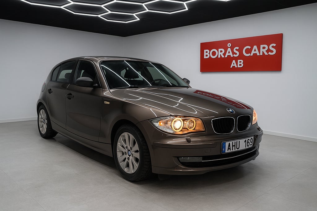 BMW 118 d (143hk) 800kr/mån*Ny Servad*dragkrok*S&V-Däck 