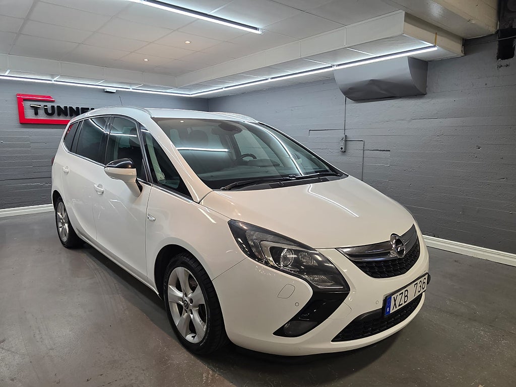 Opel Zafira Tourer 2.0 CDTI 7-Sits Nybesiktigad Nyservad 