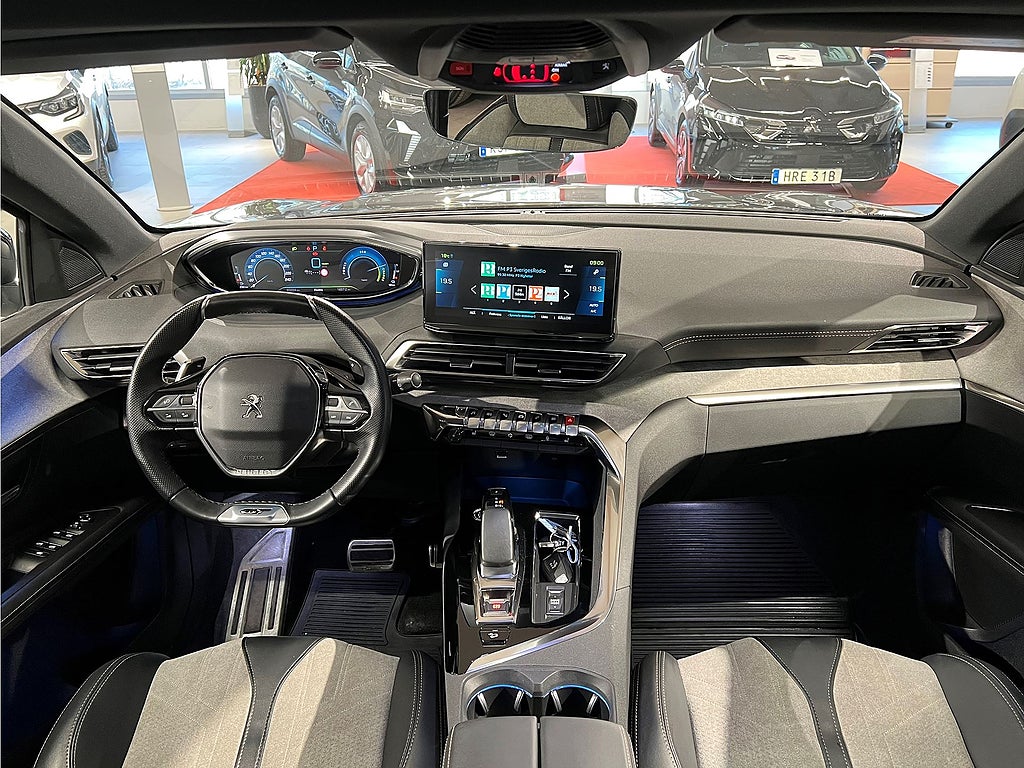 Bild på Peugeot 3008 GT Hybrid4 300hk Aut 4WD - PANO, NAVI, CARPLAY