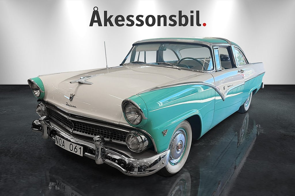 Ford Fairlane crown
