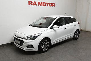 Halvkombi Hyundai i20 1 av 23