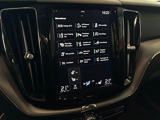 Volvo XC60 B4 AWD Geartronic Momentum S&V/Psens/Drag/Navi/Rattvärm – bild 21