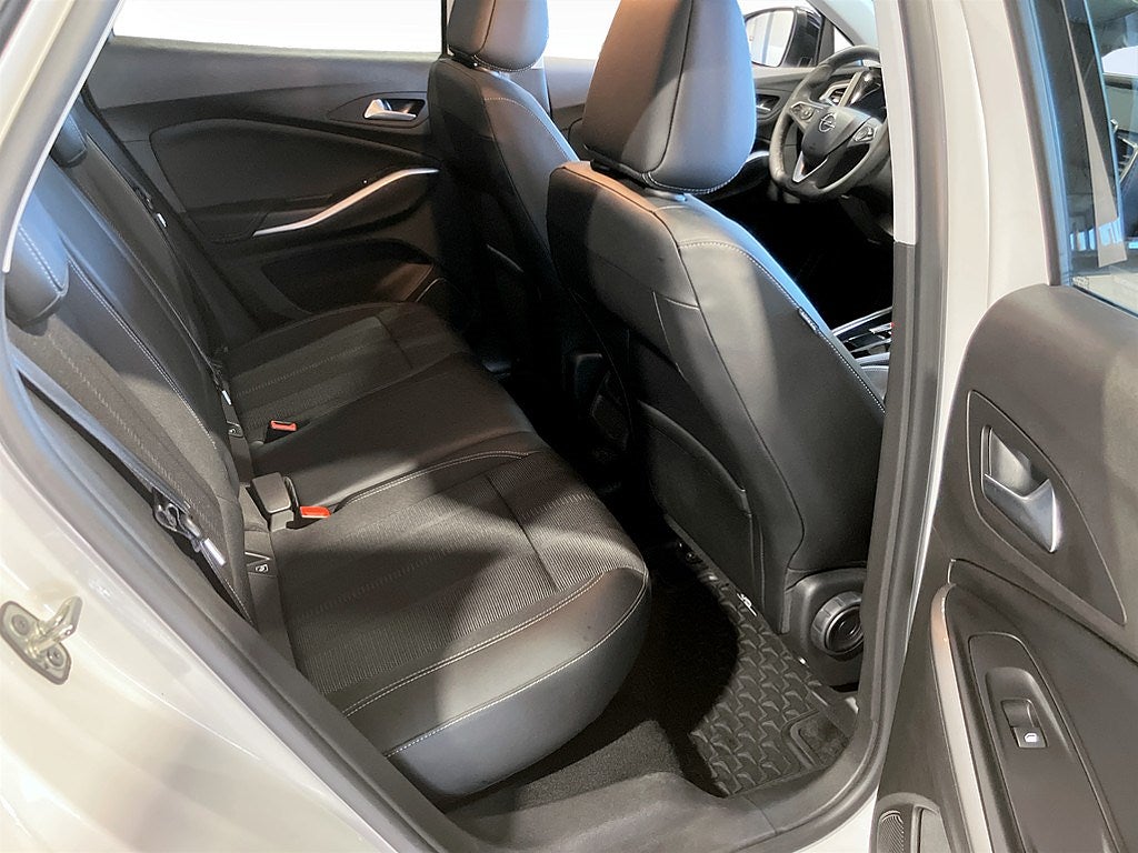 Bild på Opel Grandland GS-Line 1.2 Turbo 130hk Aut - B-KAMERA, EN ÄGARE