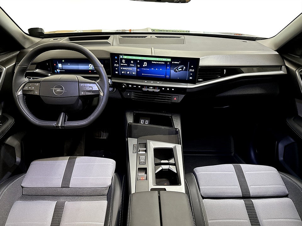 Bild på Opel Grandland X GS Ultimate Tech Electric 73kWh 213hk Aut B-KAMERA 