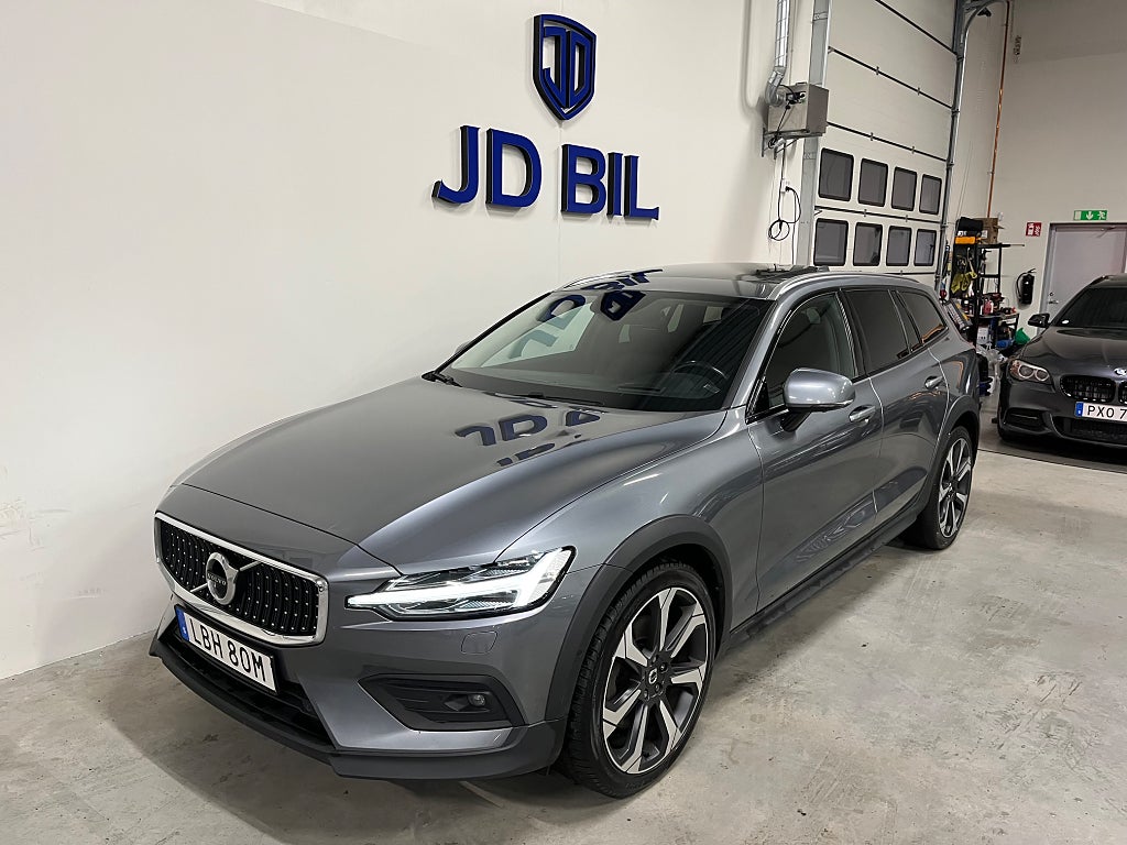 Volvo V60 Cross Country D4 AWD Polestar Aut Pano Massage HK HUD 20"