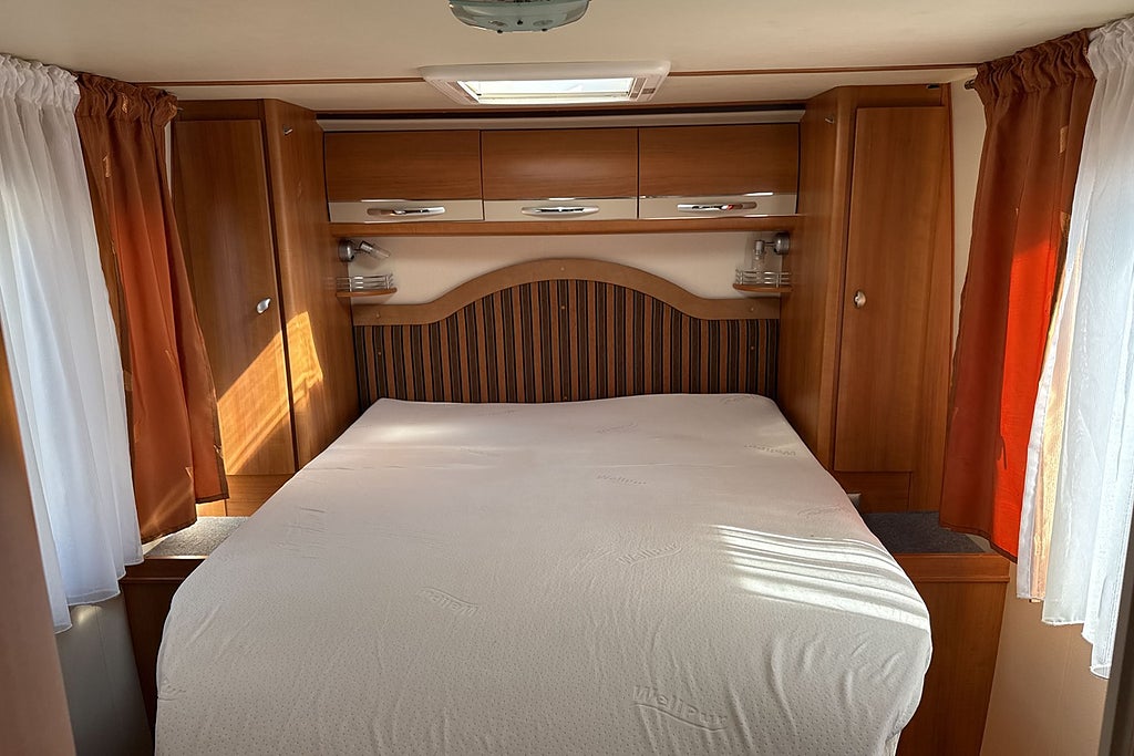 Hobby D 690 GQSC  160 Hk Automat Queenbed miniatyr 9