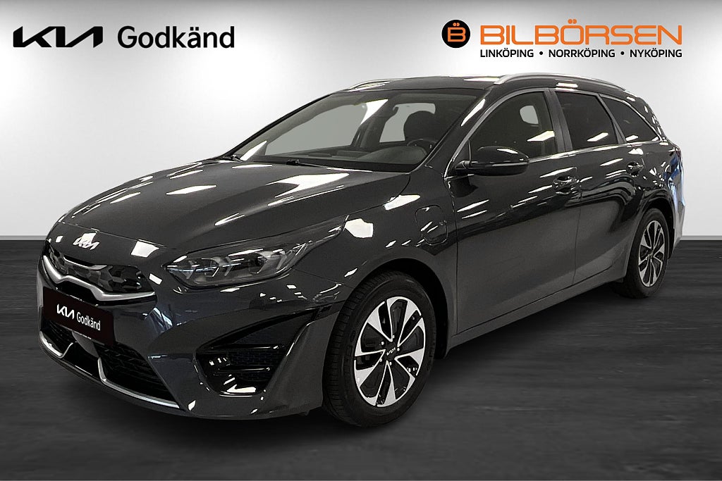 Kia Ceed SW Plug-in Hybrid Action