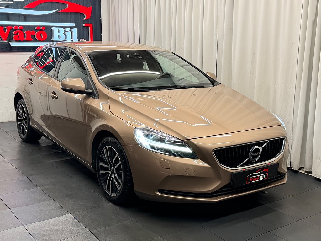 Volvo V40 D2 Business Advanced 1 Ägare Euro 6