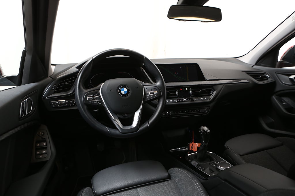 BMW 118I 136hk Sport line Aut Leasbar 2022